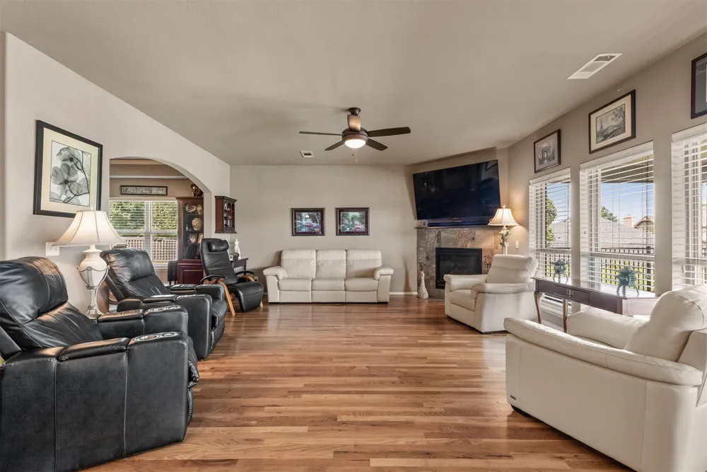 20211 E 41st Street S Broken Arrow, OK 74014