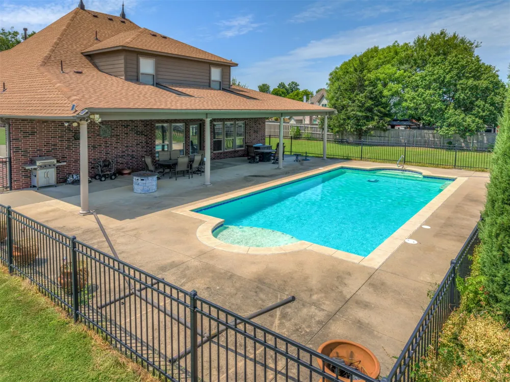 20211 E 41st Street S Broken Arrow, OK 74014