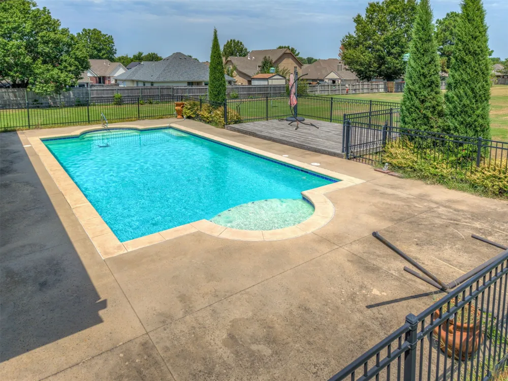 20211 E 41st Street S Broken Arrow, OK 74014