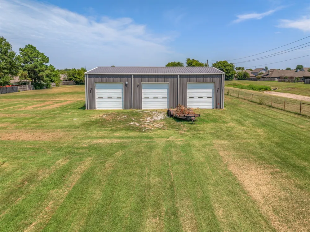 20211 E 41st Street S Broken Arrow, OK 74014