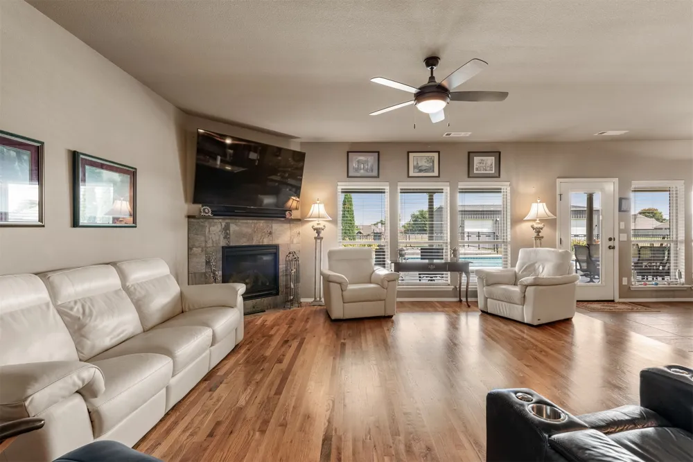 20211 E 41st Street S Broken Arrow, OK 74014