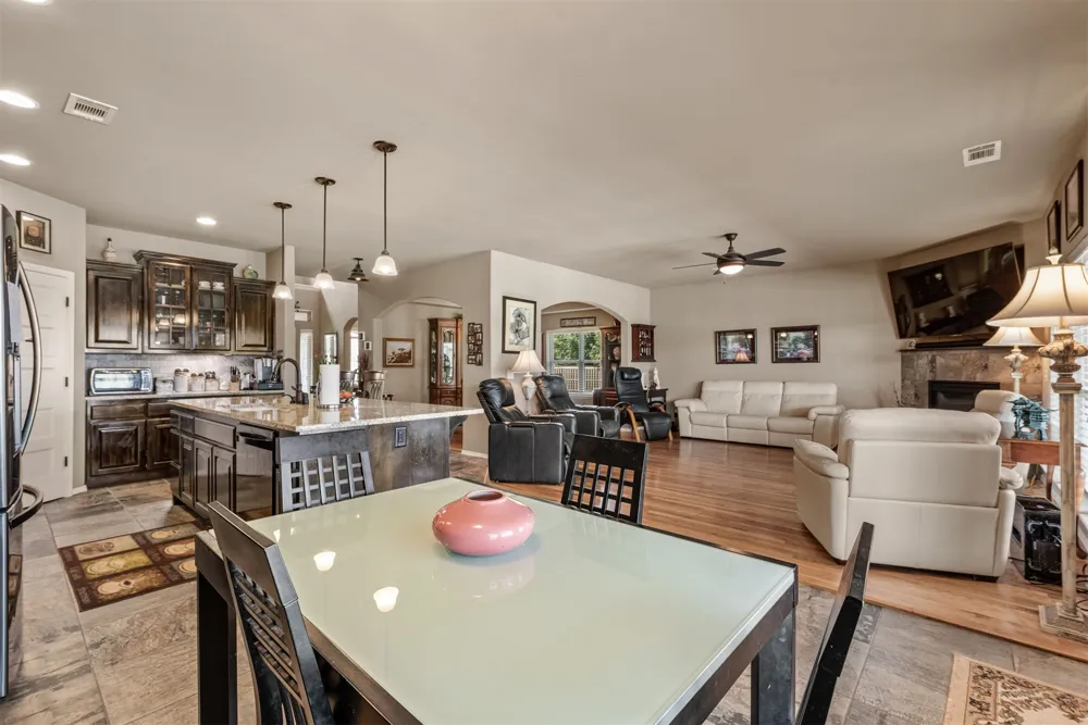 20211 E 41st Street S Broken Arrow, OK 74014
