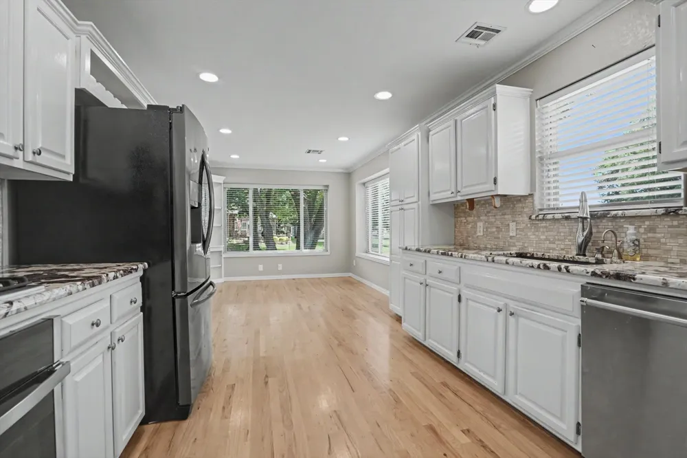 412 Forest Ridge Boulevard Broken Arrow, OK 74014