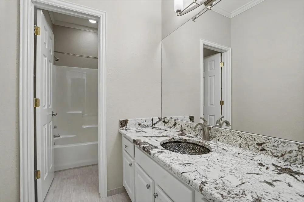 412 Forest Ridge Boulevard Broken Arrow, OK 74014