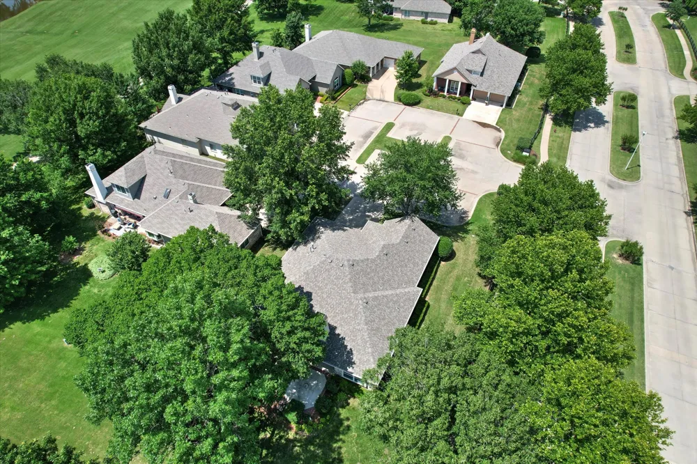 412 Forest Ridge Boulevard Broken Arrow, OK 74014