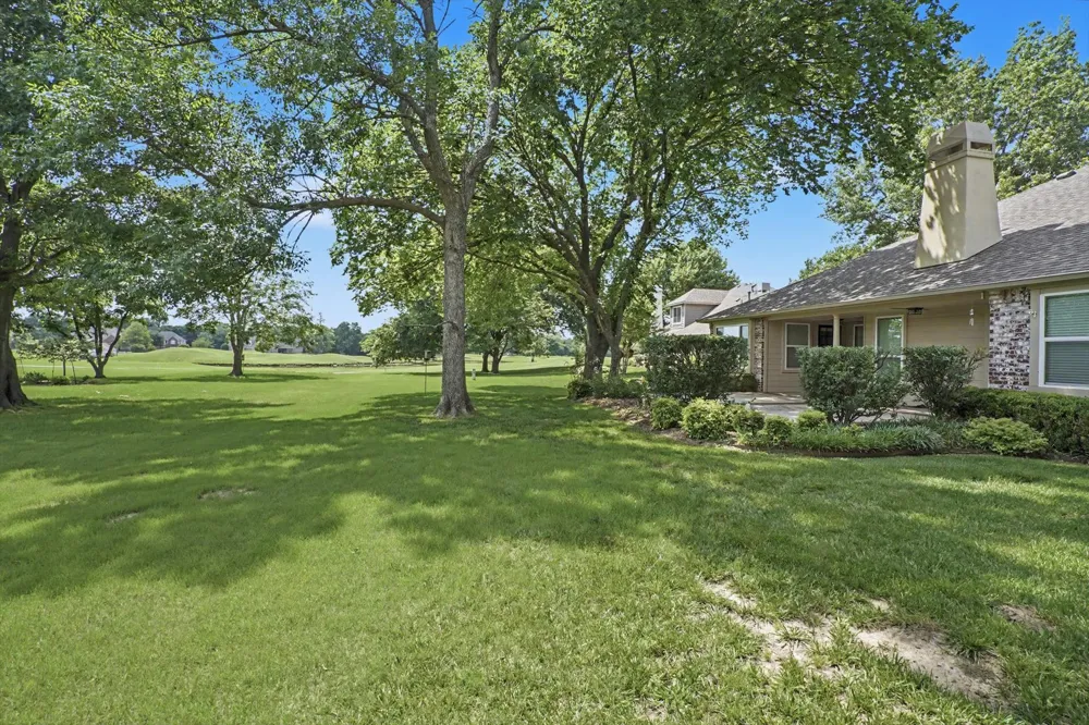 412 Forest Ridge Boulevard Broken Arrow, OK 74014