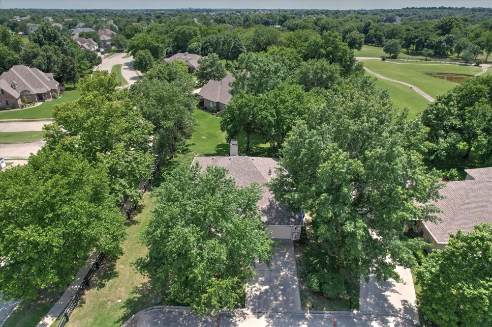 412 Forest Ridge Boulevard Broken Arrow, OK 74014