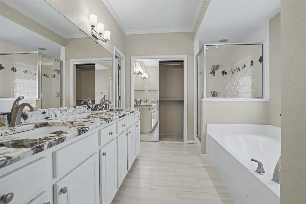 412 Forest Ridge Boulevard Broken Arrow, OK 74014