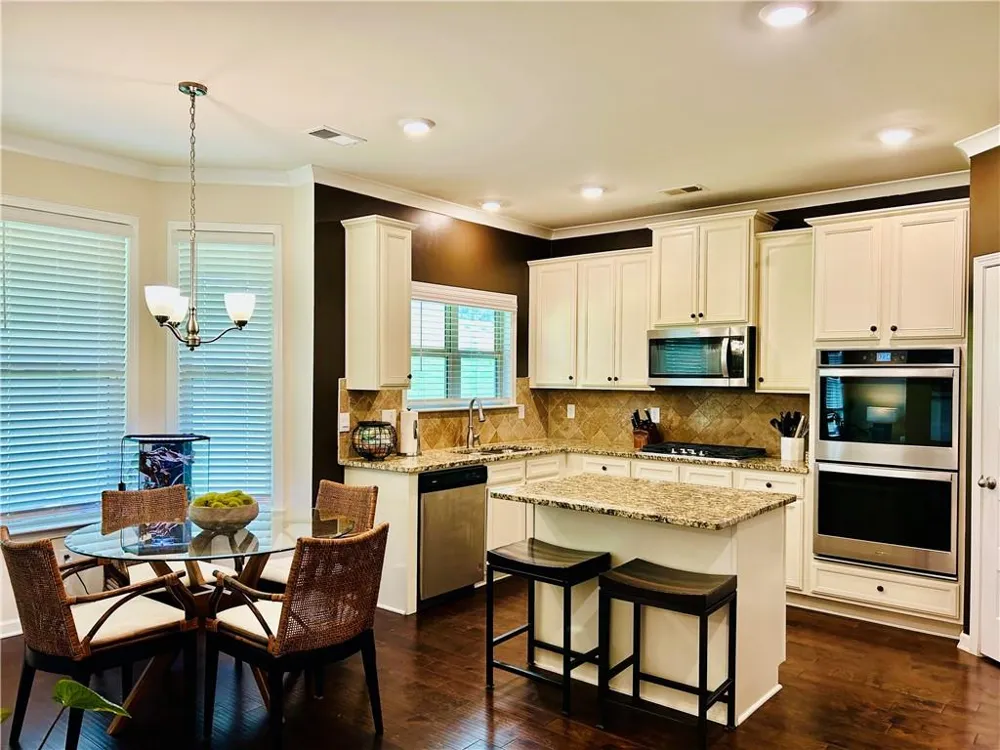 330 Darien Drive Senoia, GA 30276