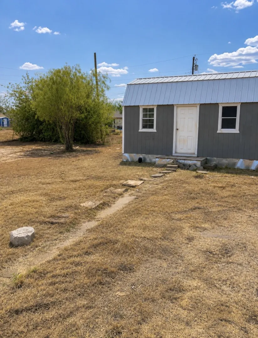 1902 Ave G Anson, TX 79501