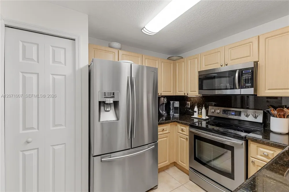 6142 NW 115th Pl #324 Doral, FL 33178