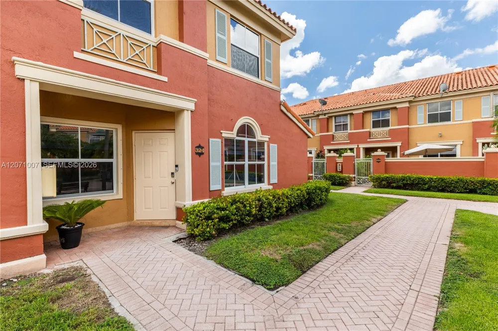6142 NW 115th Pl #324 Doral, FL 33178