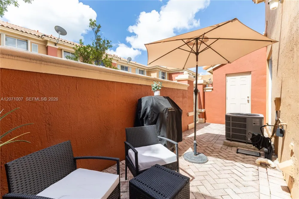 6142 NW 115th Pl #324 Doral, FL 33178
