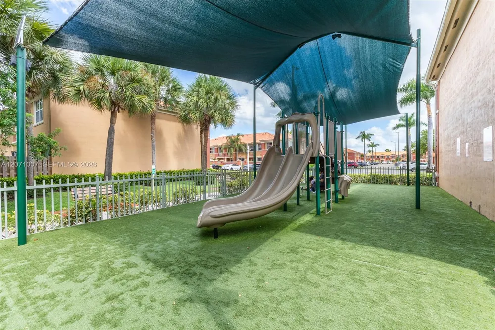 6142 NW 115th Pl #324 Doral, FL 33178