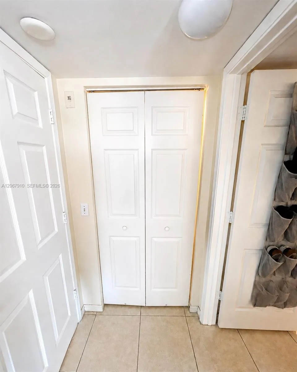 2457 Centergate Dr #203 Miramar, FL 33025