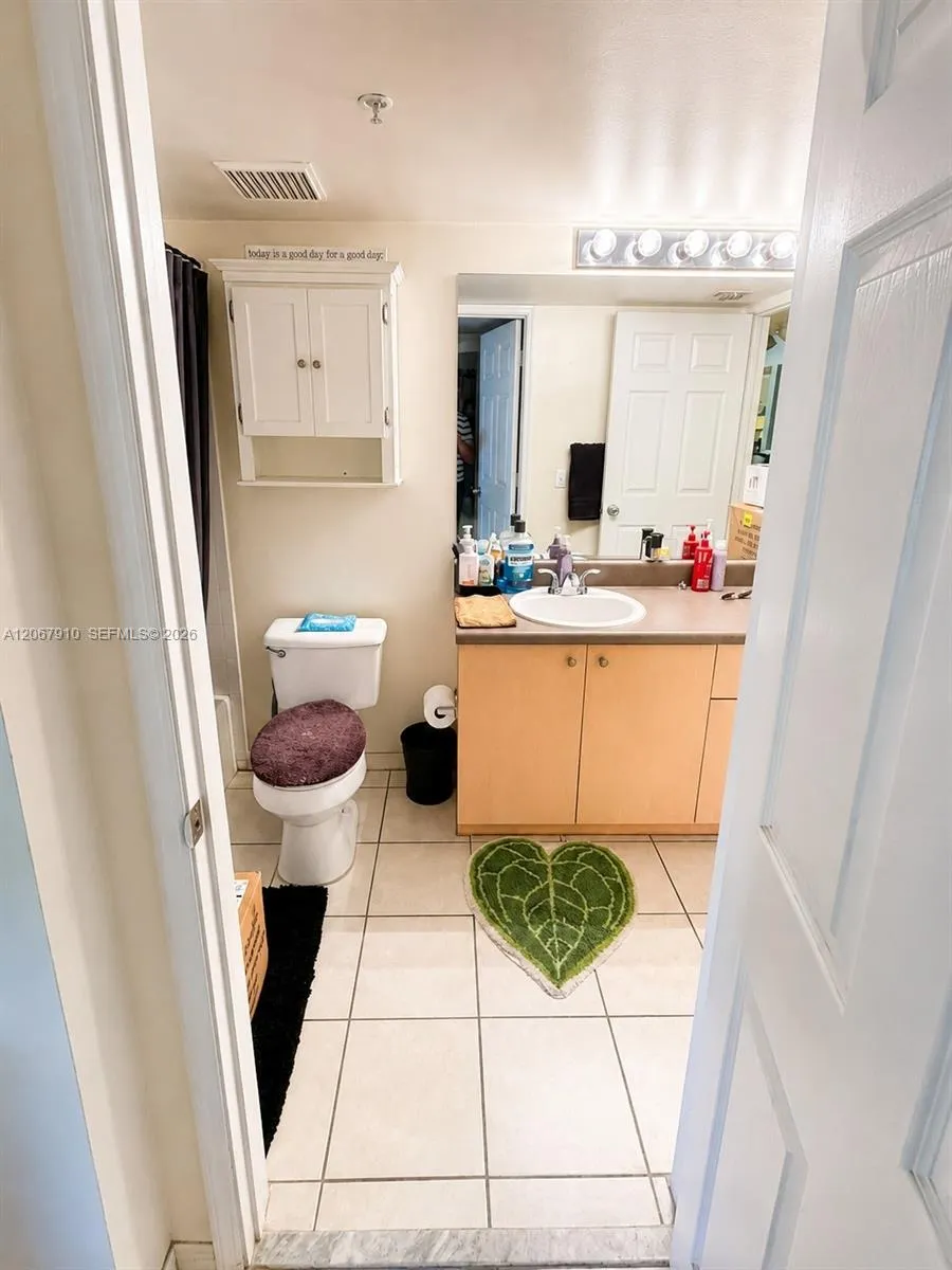 2457 Centergate Dr #203 Miramar, FL 33025