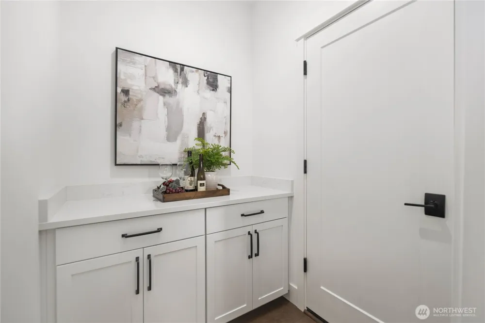 23002 81st Place W Edmonds, WA 98026