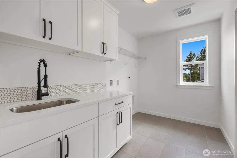 23002 81st Place W Edmonds, WA 98026