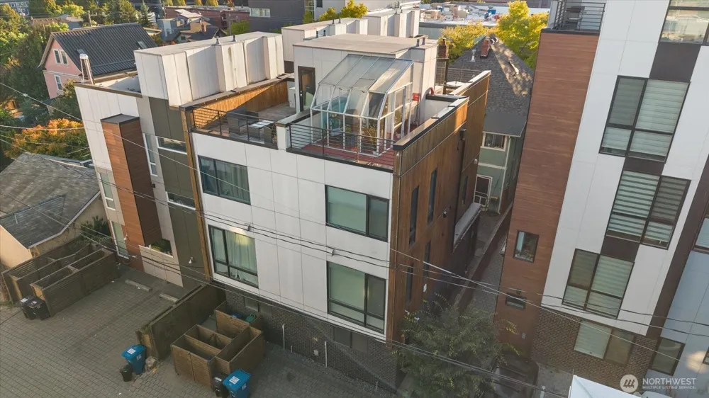 1116 13th Avenue #D Seattle, WA 98122