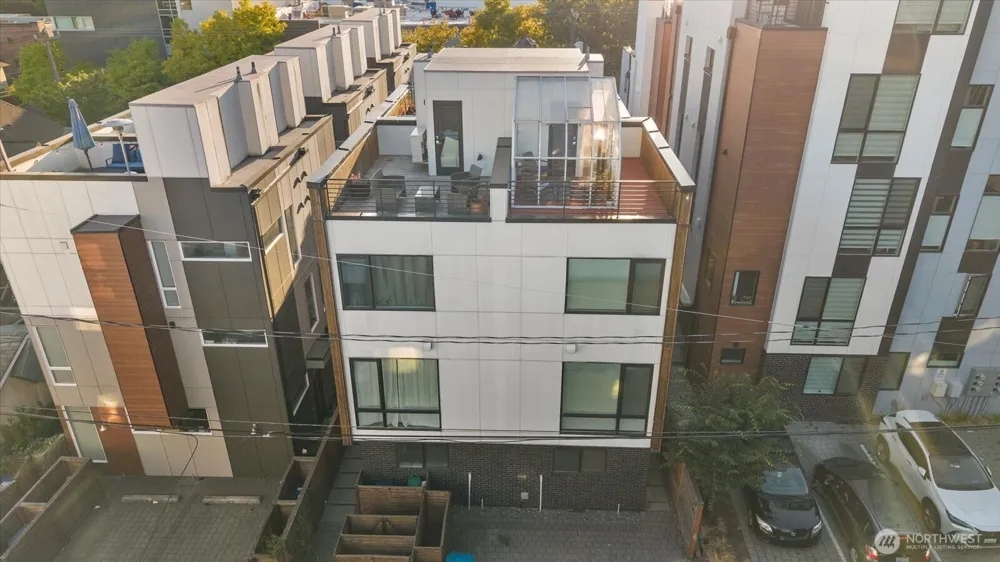 1116 13th Avenue #D Seattle, WA 98122