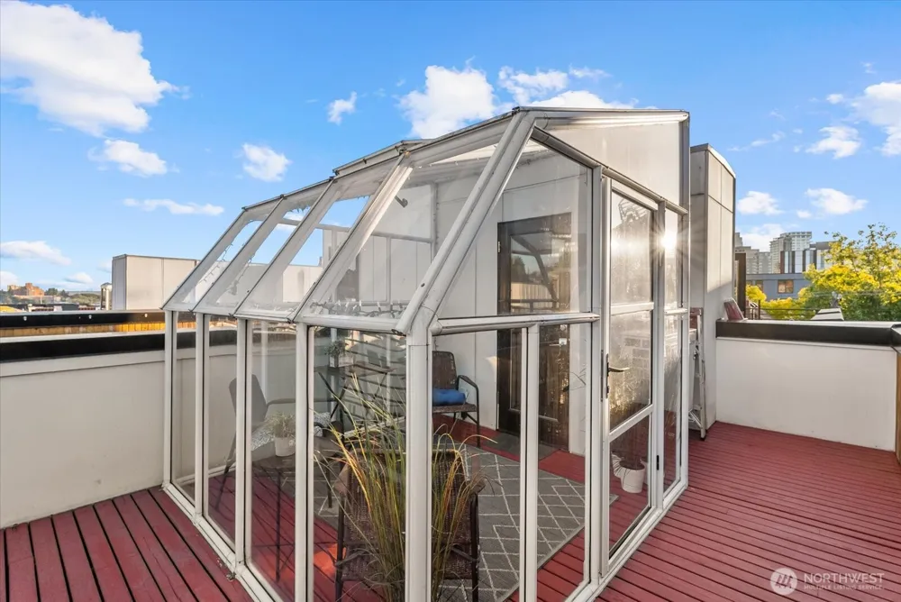 1116 13th Avenue #D Seattle, WA 98122