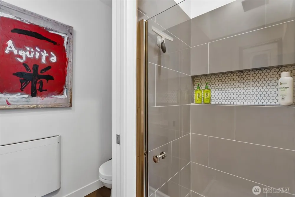 1116 13th Avenue #D Seattle, WA 98122