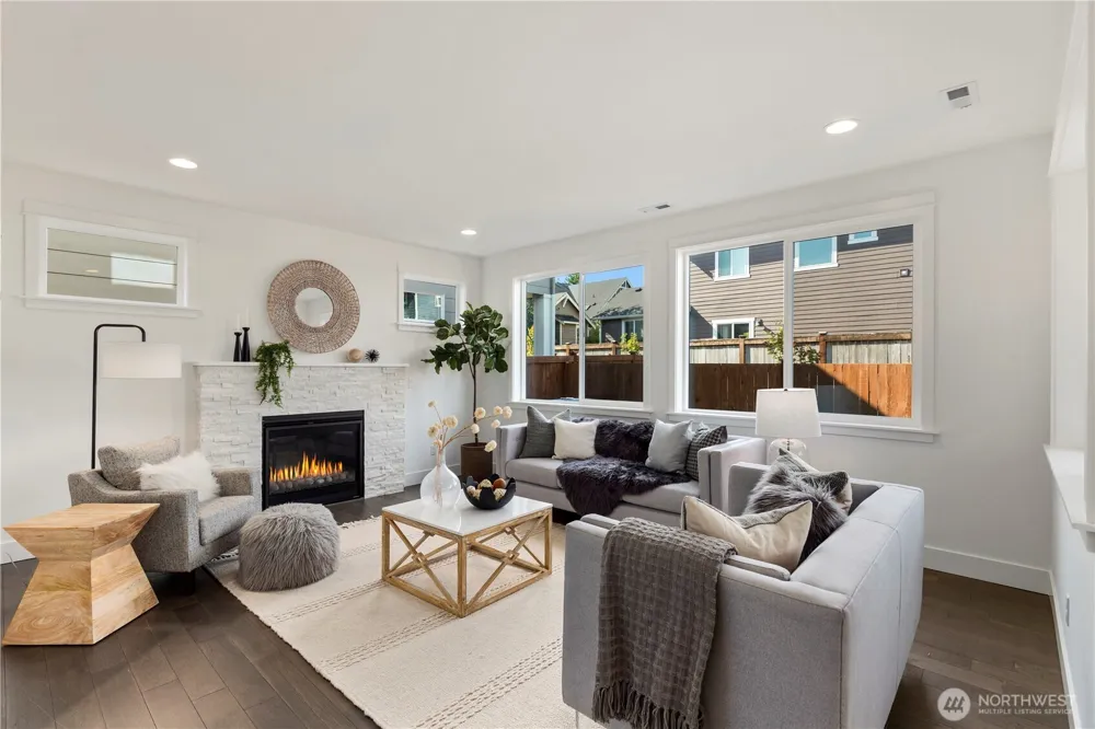 22026 81st Place W Edmonds, WA 98026
