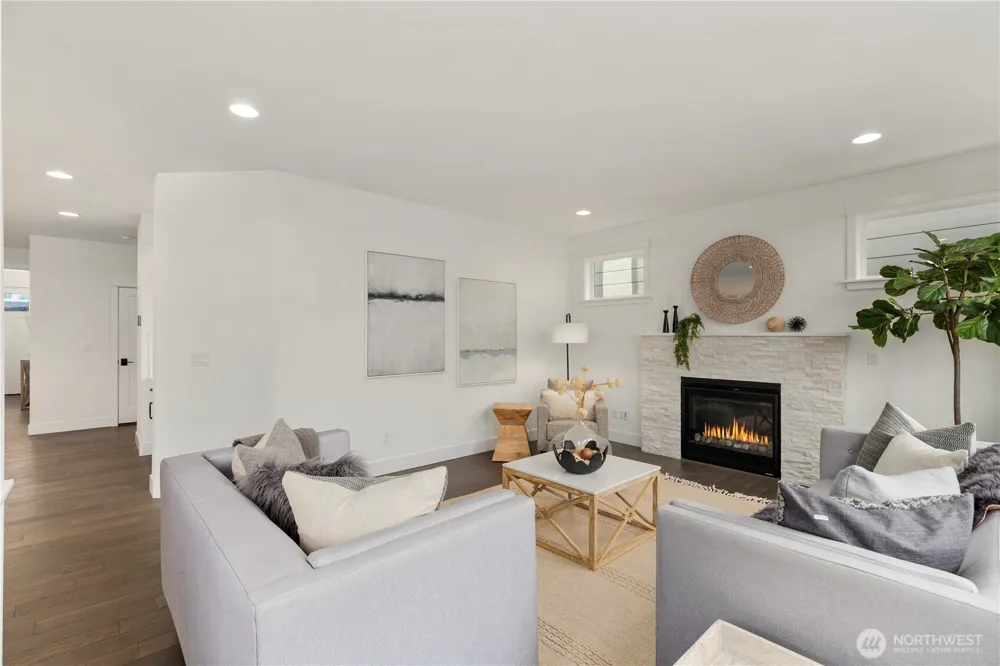 22026 81st Place W Edmonds, WA 98026