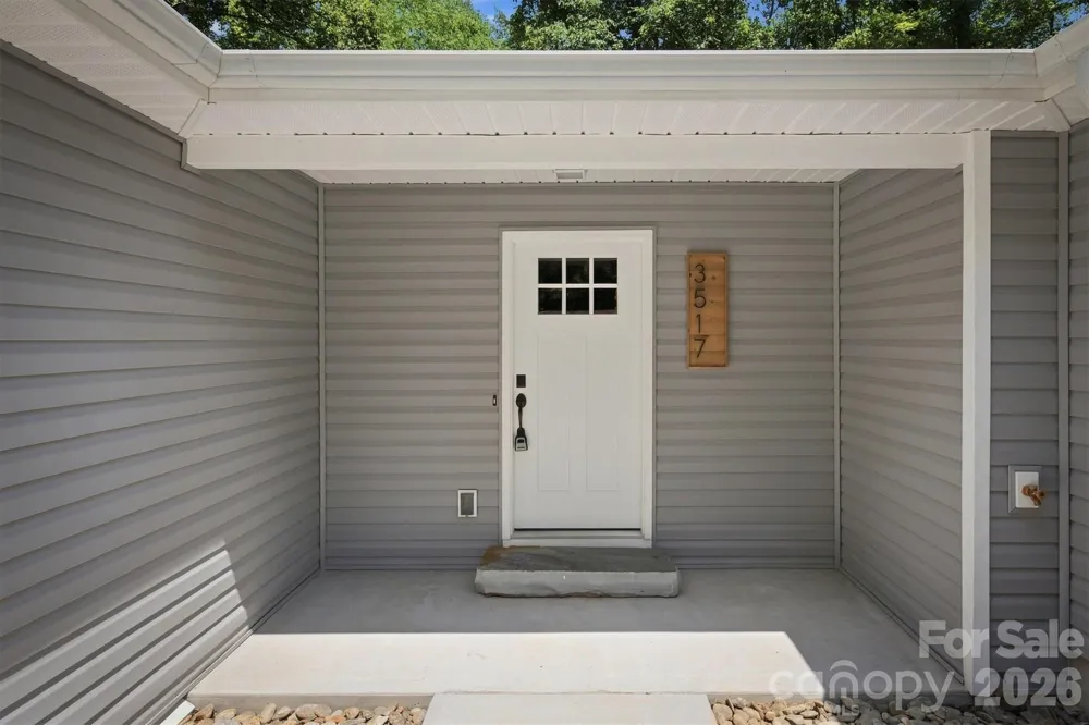 3517 Crestwood Drive Morganton, NC 28655