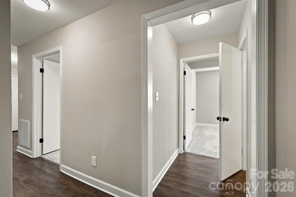 3517 Crestwood Drive Morganton, NC 28655