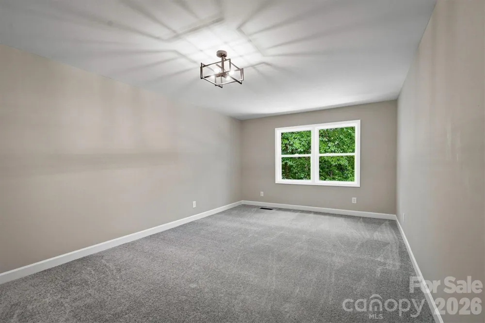 3517 Crestwood Drive Morganton, NC 28655