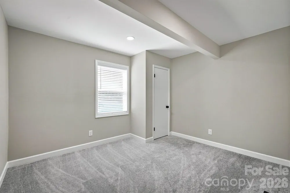 3517 Crestwood Drive Morganton, NC 28655