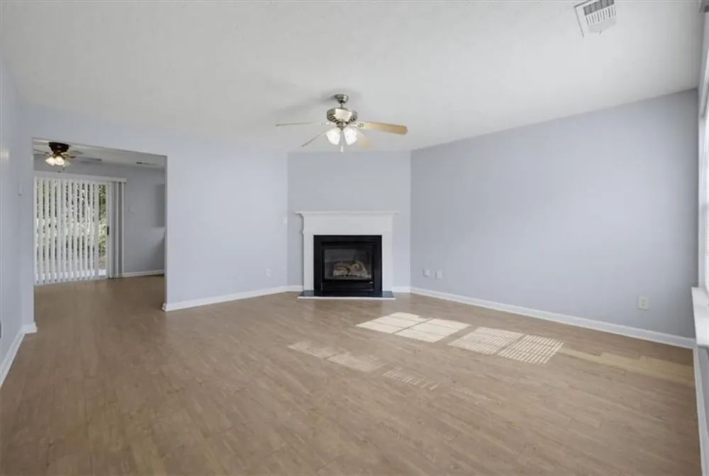 137 Spring Walk Way Lawrenceville, GA 30046
