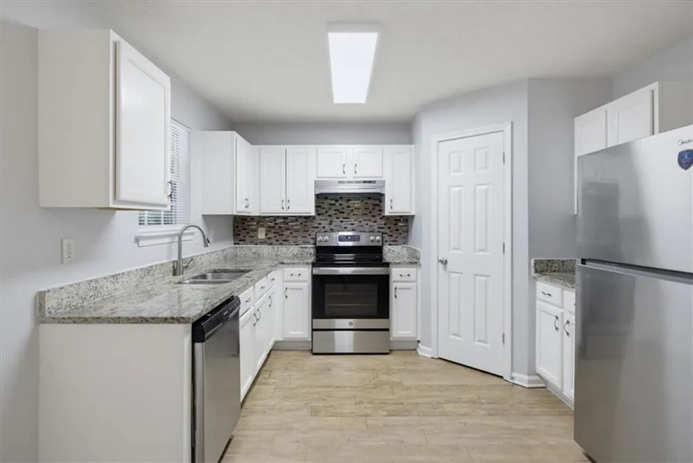 137 Spring Walk Way Lawrenceville, GA 30046