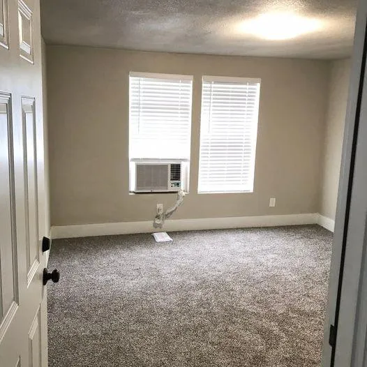216 W Republic Street #4 Baytown, TX 77520