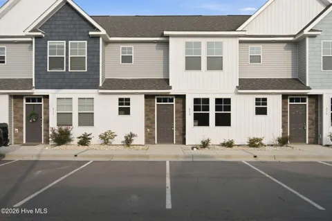 213 Sandy Cove Lane