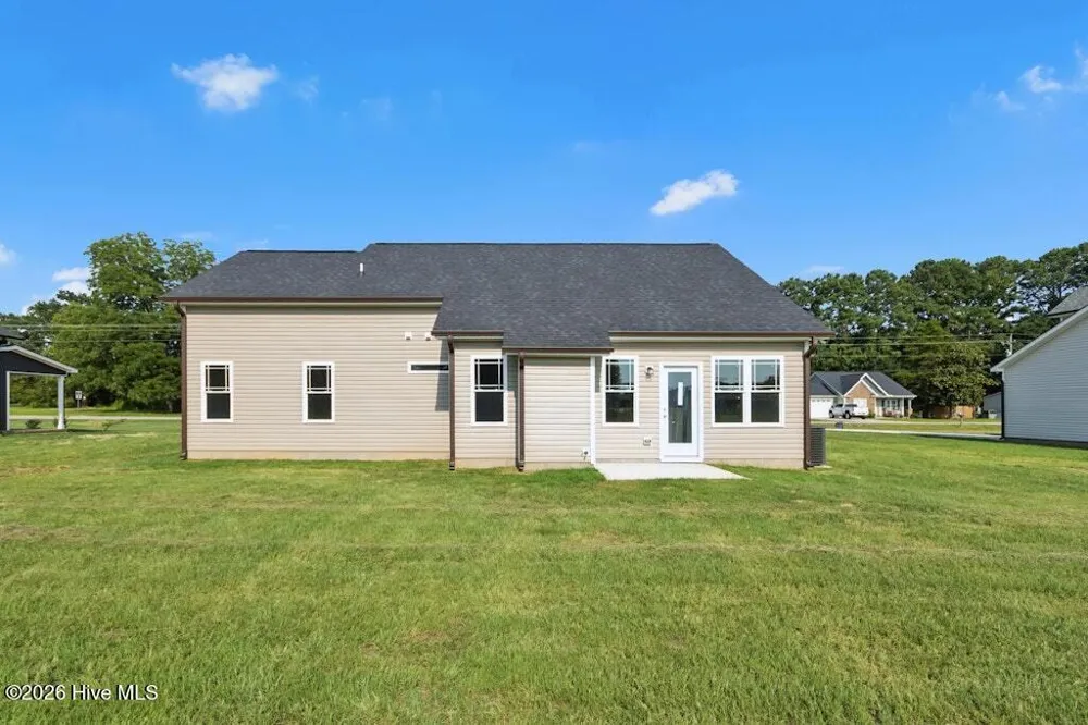 215 Bay Valley Road Kenly, NC 27542