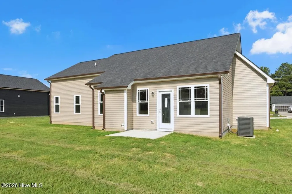 215 Bay Valley Road Kenly, NC 27542
