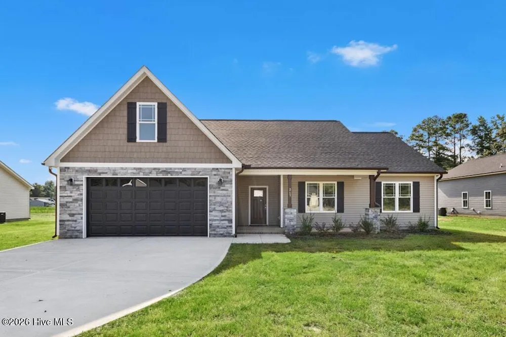 215 Bay Valley Road Kenly, NC 27542