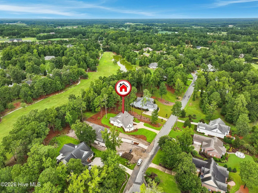 208 E Winding Way Wallace, NC 28466
