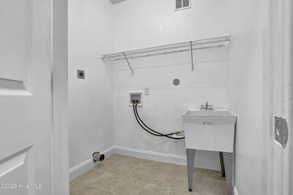 103 Kiskadee Court Hampstead, NC 28443