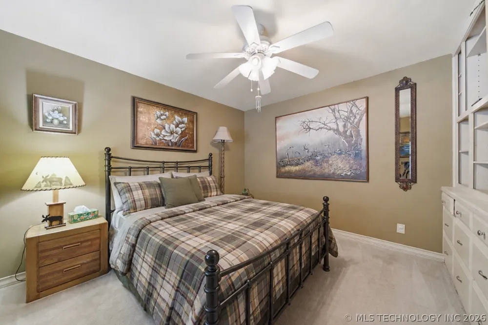 4248 W Pilot Drive Hulbert, OK 74441