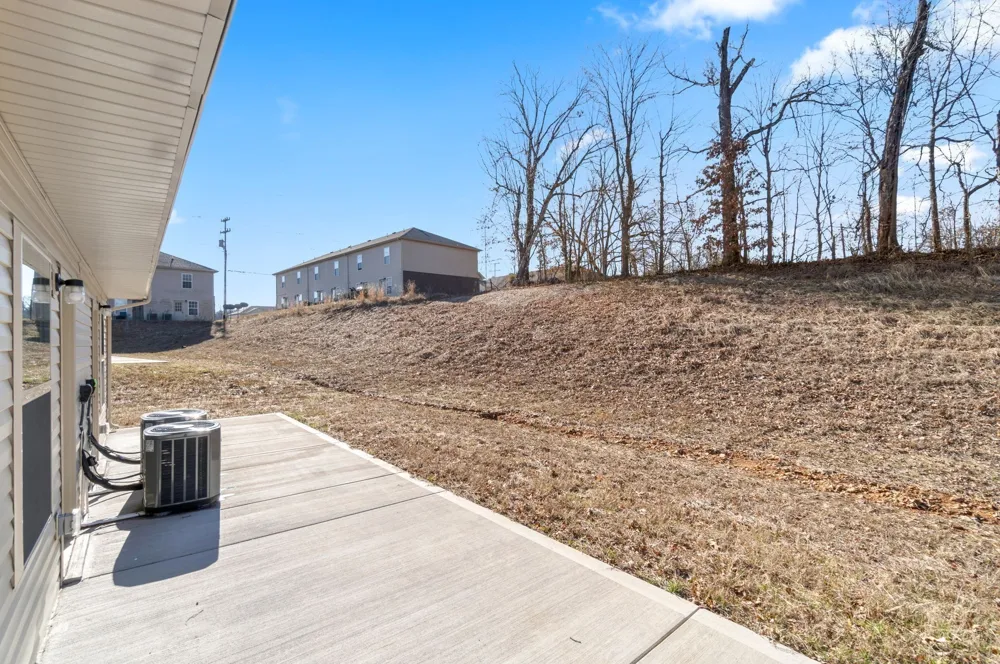 1101 Ziva Ln #4 Clarksville, TN 37040