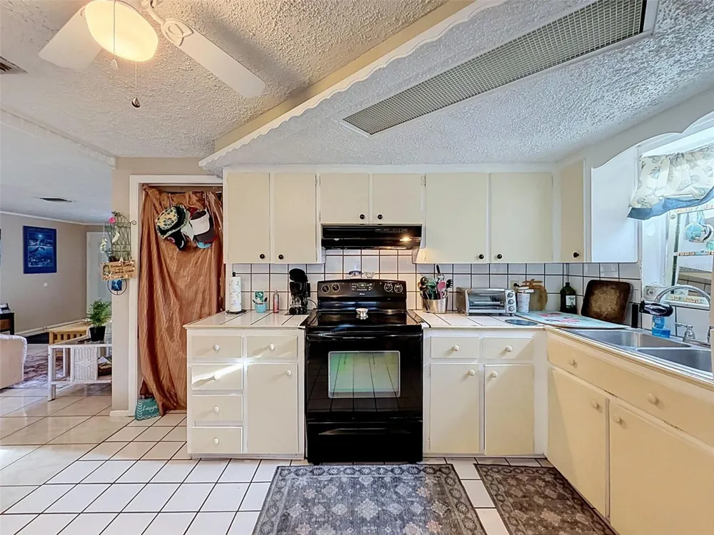 3649 HOLIDAY LAKE DRIVE Holiday, FL 34691