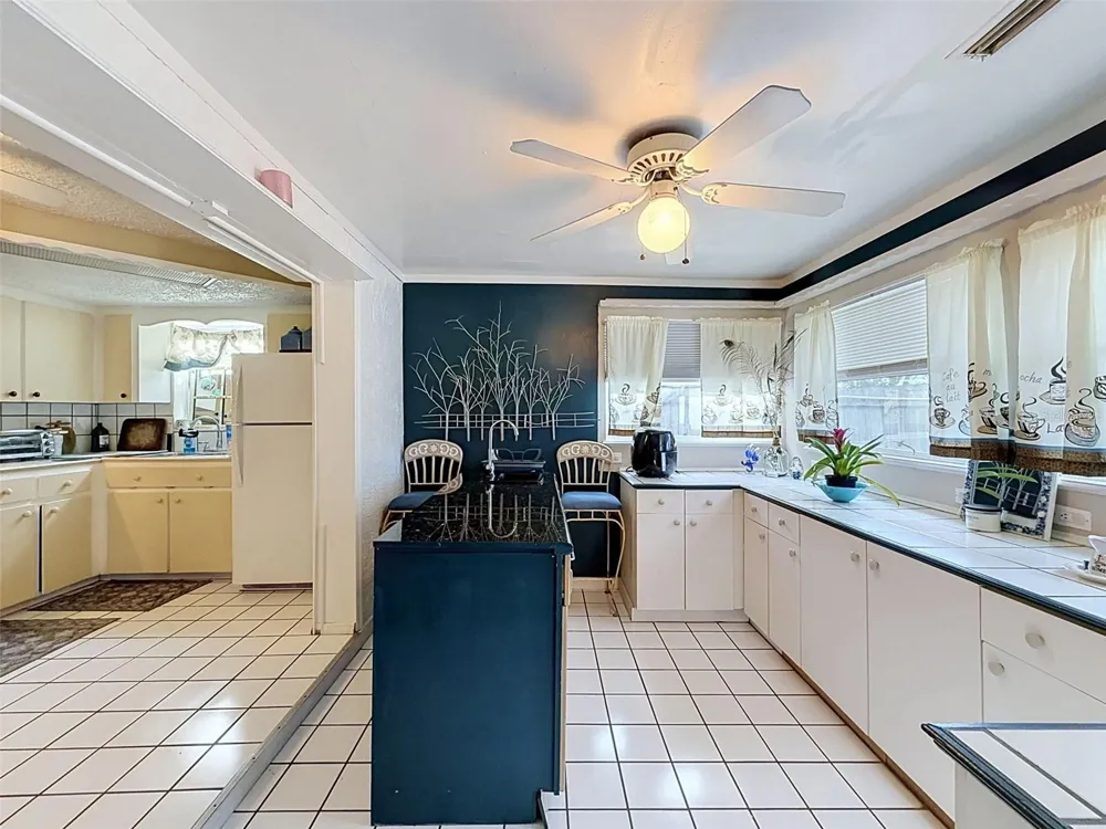 3649 HOLIDAY LAKE DRIVE Holiday, FL 34691