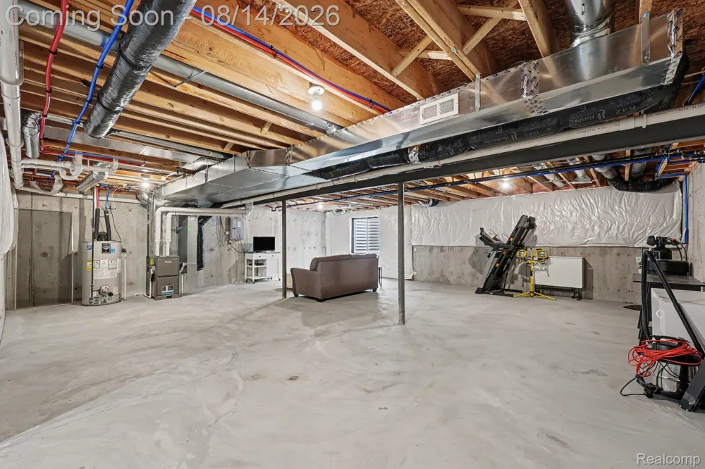 950 Sloane Court White Lake Charter Township, MI 48386