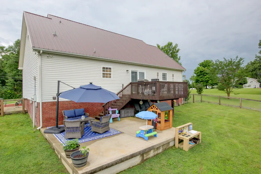 2964 Sweethome Rd Chapmansboro, TN 37035