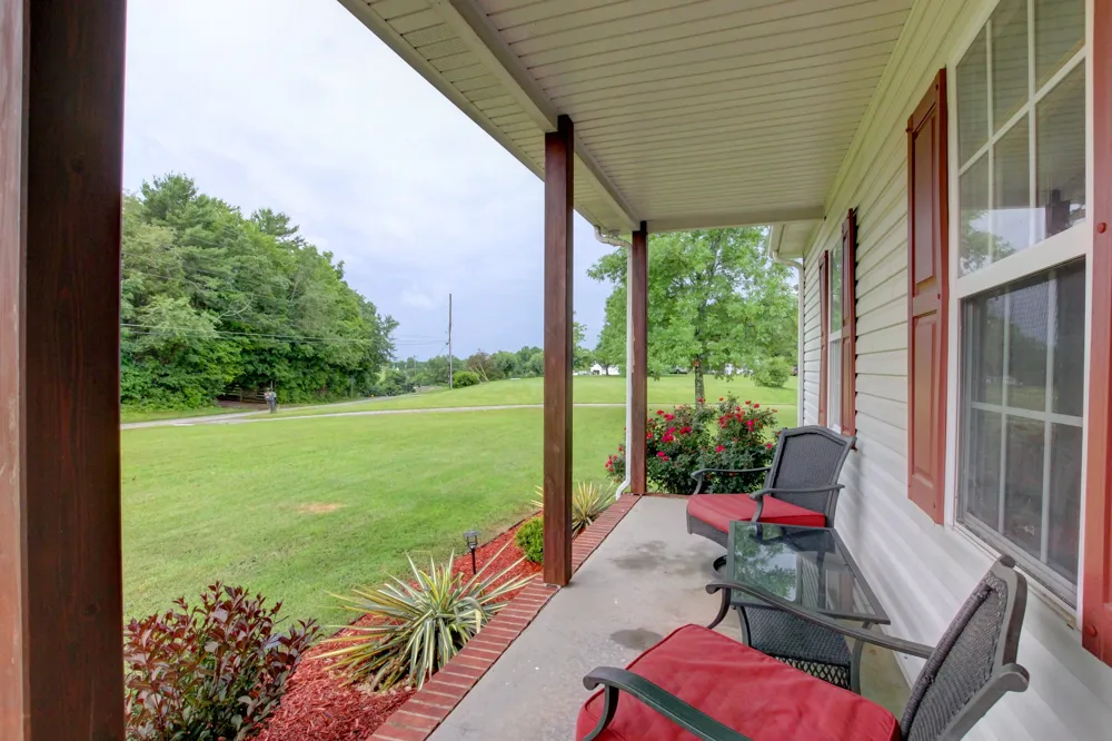 2964 Sweethome Rd Chapmansboro, TN 37035