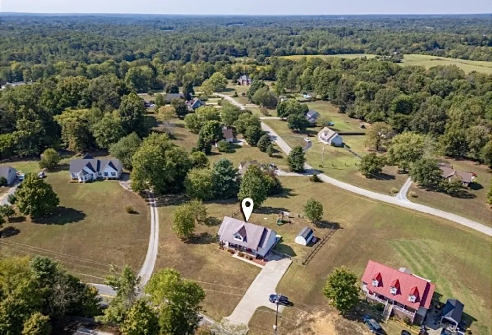 2964 Sweethome Rd Chapmansboro, TN 37035
