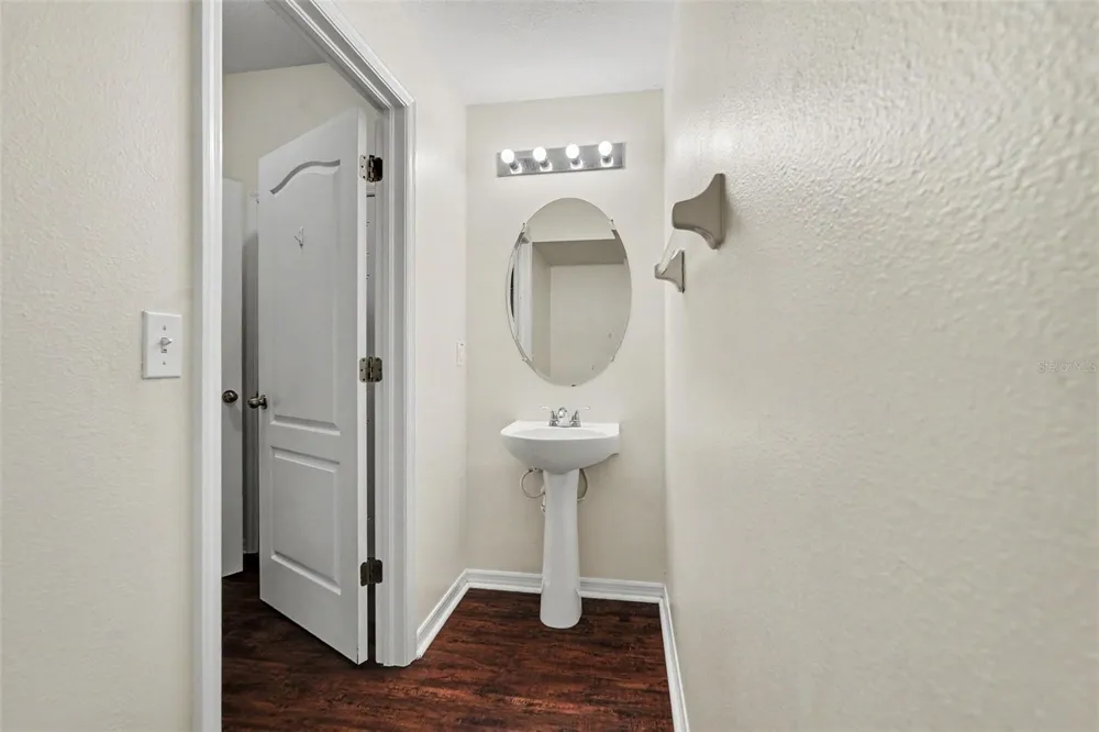 5520 KINGLETHILL DRIVE Lithia, FL 33547